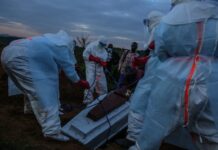 Riot in Congo hospital over Ebola burial restrictions